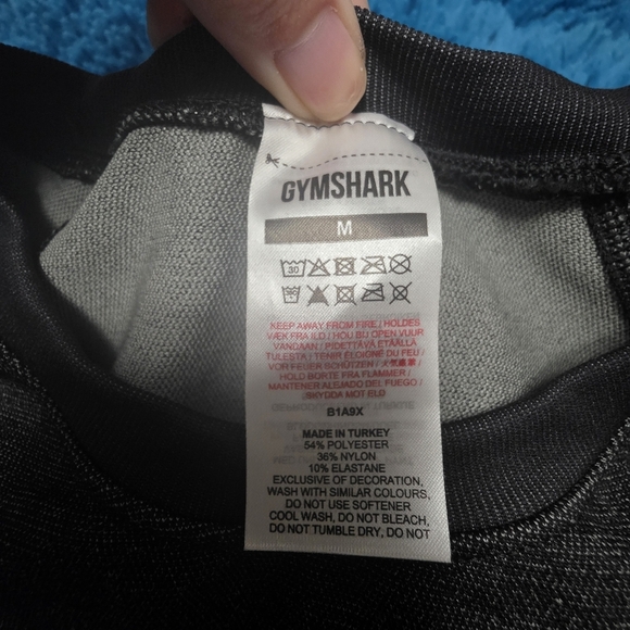 Gymshark Adapt Ombre Crop Top Size Medium - Picture 5 of 6